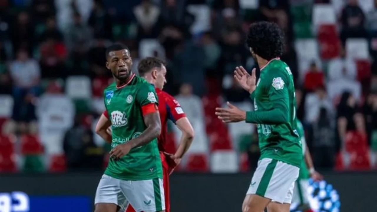 ثنائية نظيفة.. الاتفاق يهزم ضمك ويحصد نقاط الجولة في دوري روشن